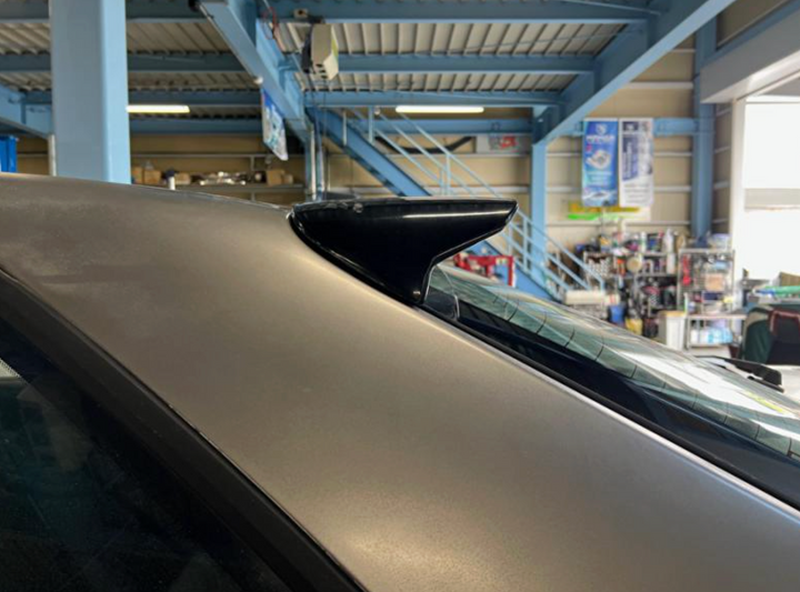 URAS | Roof Wing for Nissan R34 Skyline 2Dr/4Dr