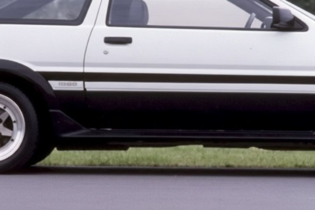 East Bear | Side Skirts for Toyota Corolla AE86 (Levin/Trueno)