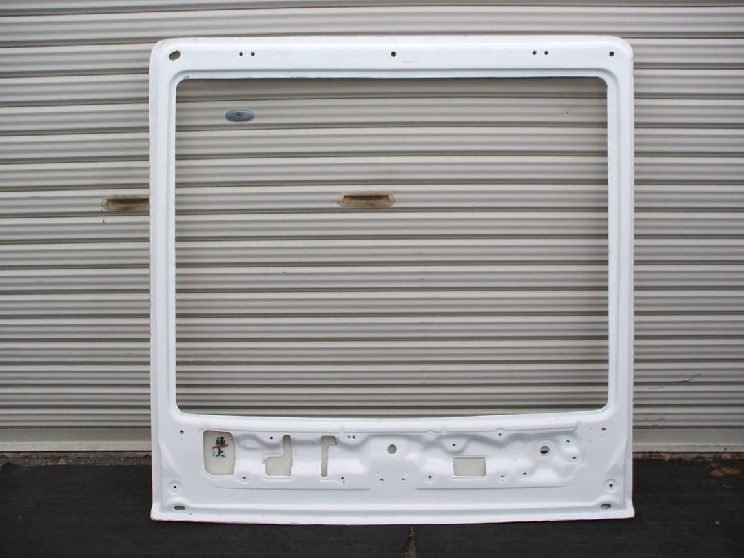 Ground Effect | FRP Hatch for Nissan Fairlady Z 240Z / 260Z / 280Z (S30) 2 by 2