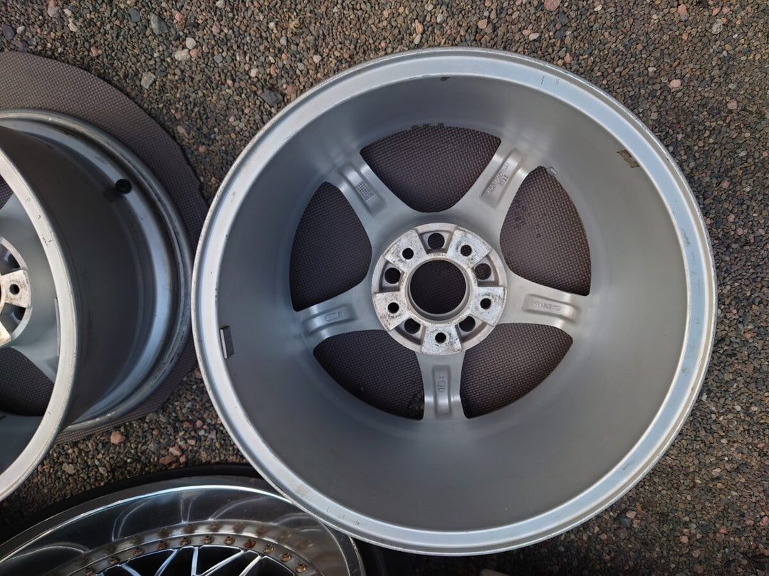 Uras NS-01 PAIR (2) | 5x114.3 | 17x9.5+15