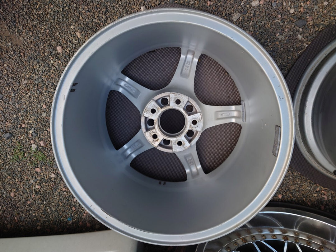 Uras NS-01 PAIR (2) | 5x114.3 | 17x9.5+15