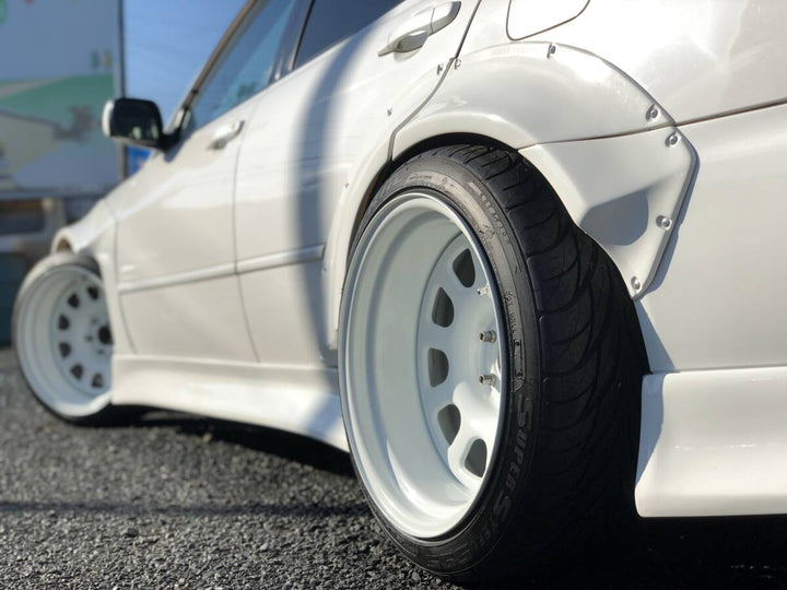MISSILE | Rear Overfenders for Toyota Altezza / Lexus IS200 / IS300 (XE10)
