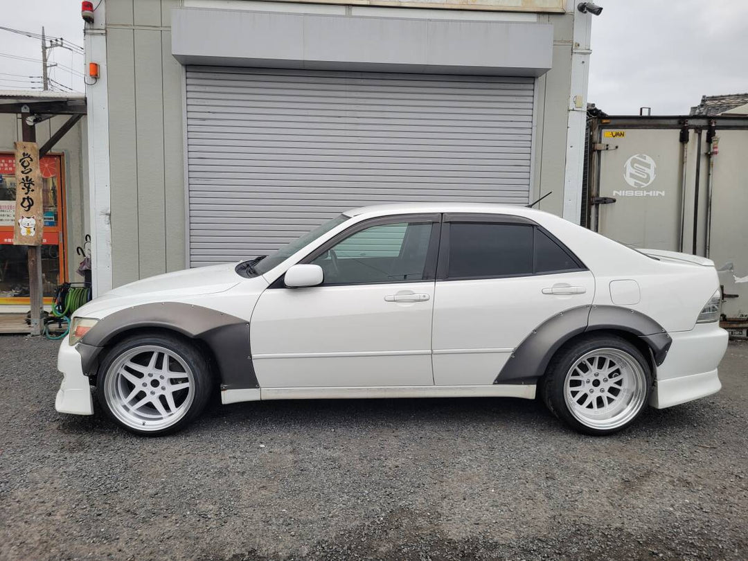 MISSILE | Rear Overfenders for Toyota Altezza / Lexus IS200 / IS300 (XE10)