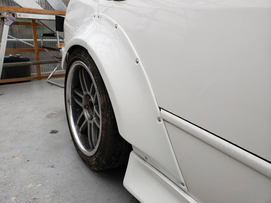 MISSILE | Rear Overfenders for Toyota Altezza / Lexus IS200 / IS300 (XE10)