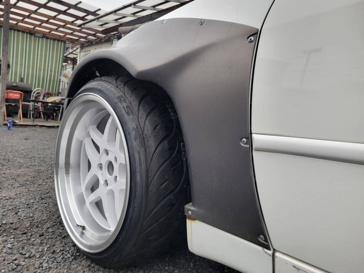 MISSILE | Front Overfenders for Toyota Altezza / Lexus IS200 / IS300 (XE10)