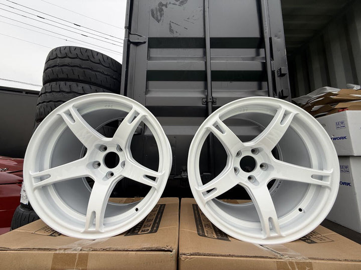 CST Zero-1 Hyper V2 | 5x114.3 | 17x9.5+12 - White