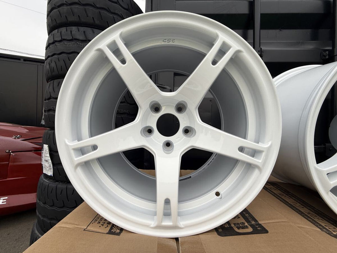 CST Zero-1 Hyper V2 | 5x114.3 | 17x9.5+12 - White