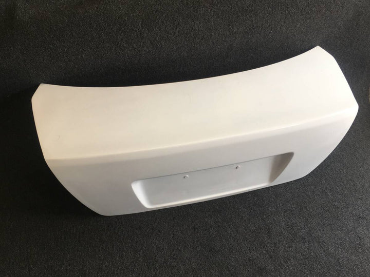MISSILE | FRP Trunk Without Tail Light Openings for Toyota Altezza / Lexus IS200 / IS300 (XE10)