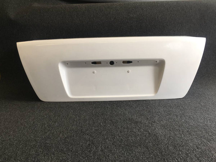 MISSILE | FRP Trunk Without Tail Light Openings for Toyota Altezza / Lexus IS200 / IS300 (XE10)