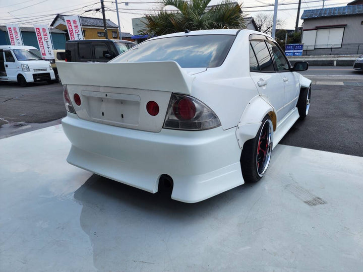 MISSILE | FRP Trunk Ducktail Without Tail Light Openings for Toyota Altezza / Lexus IS200 / IS300 (XE10)