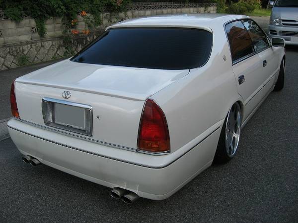 Highworks | Rear Wing for Toyota Crown Majesta 150 Series
