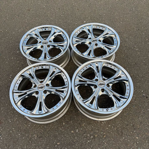 Weds Kranze Cerberus 3 5x114.3  19x8+49