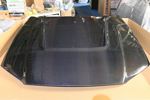 TOP SECRET G-FORCE Hood for Nissan R34 GTR