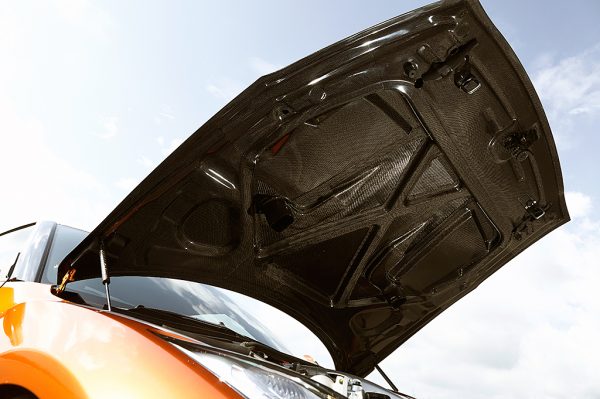 TOP SECRET Aerobonnet for Nissan R35 GTR