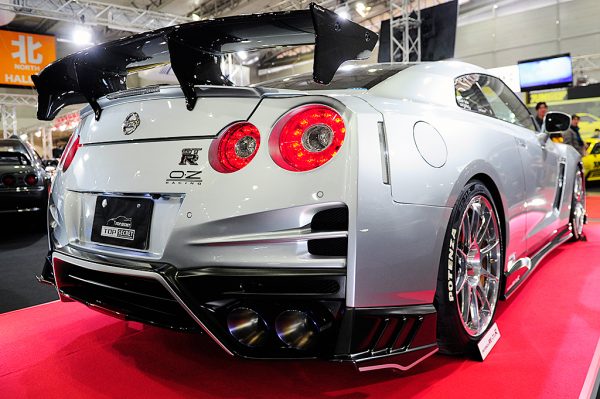 TOP SECRET M17 Rear Bumper for Nissan R35 GTR