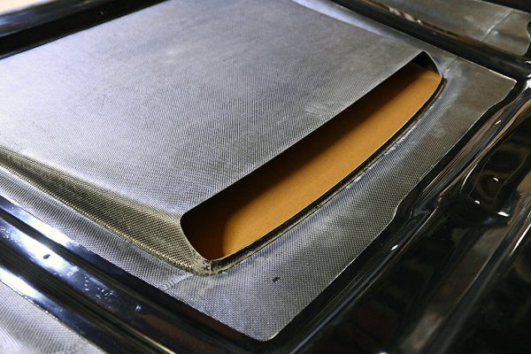 TOP SECRET G-FORCE Hood for Nissan R34 GTR
