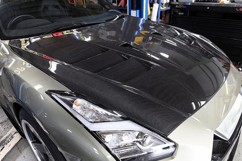 TOP SECRET M17 Dry Carbon Hood for Nissan R35 GTR