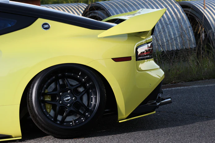 326 POWER Manriki Trunk Wing for Nissan RZ34/400Z