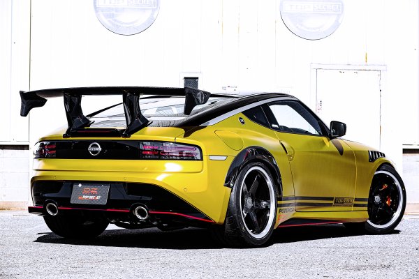 TOP SECRET Dry Carbon Rear Over Fender 10mm for Nissan 400Z RZ34