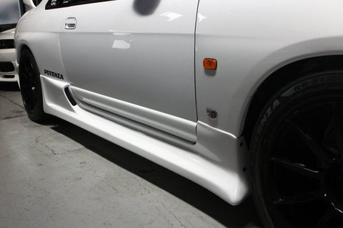 TOP SECRET G-FORCE Side Step for Nissan R33 GTR