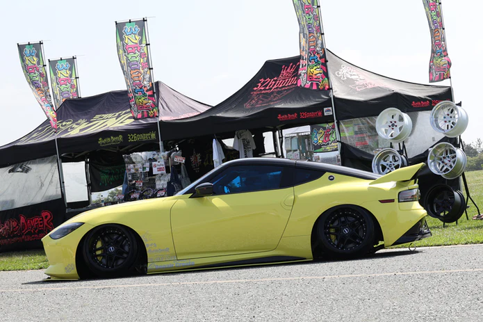 326 POWER Manriki Trunk Wing for Nissan RZ34/400Z