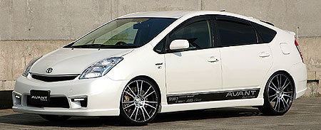 Aero Tech | Avant Body Kit for Toyota Prius (NHW20) - Front Bumper (with LED Daylight & mount kit)