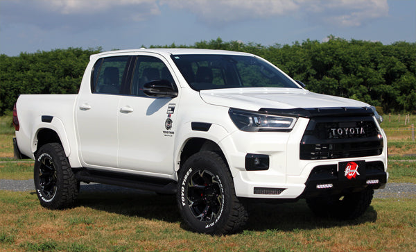 Aero Tech | Body Kit for Toyota Hilux GR Sport - FRONT SIDE DUCT Optional Black Mesh(Standard Finish Is Silver)