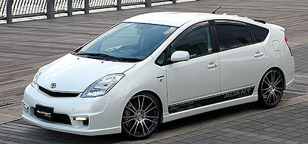 Aero Tech | Avant Body Kit for Toyota Prius (NHW20) - Rear Bumper (LED Reflector Kit included)
