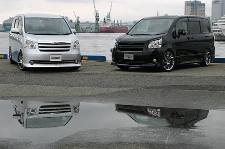 Aero Tech Japan | Rando Style Body Kit for Toyota Noah Si / S (ZRR70W/ZRR75W) Early Model