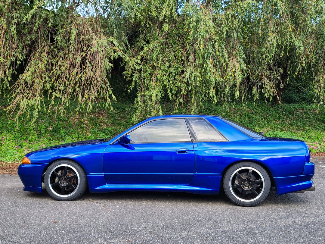 Mature | GT-R Style Front Fenders for Nissan Skyline R32