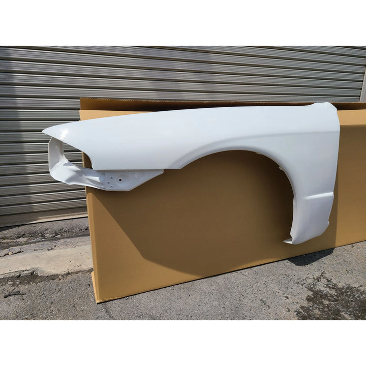 Mature | GT-R Style Front Fenders for Nissan Skyline R32