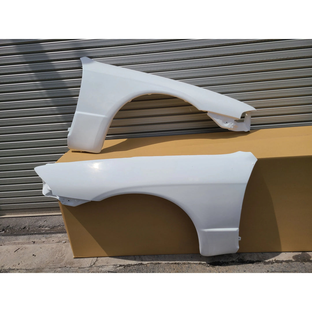 Mature | GT-R Style Front Fenders for Nissan Skyline R32
