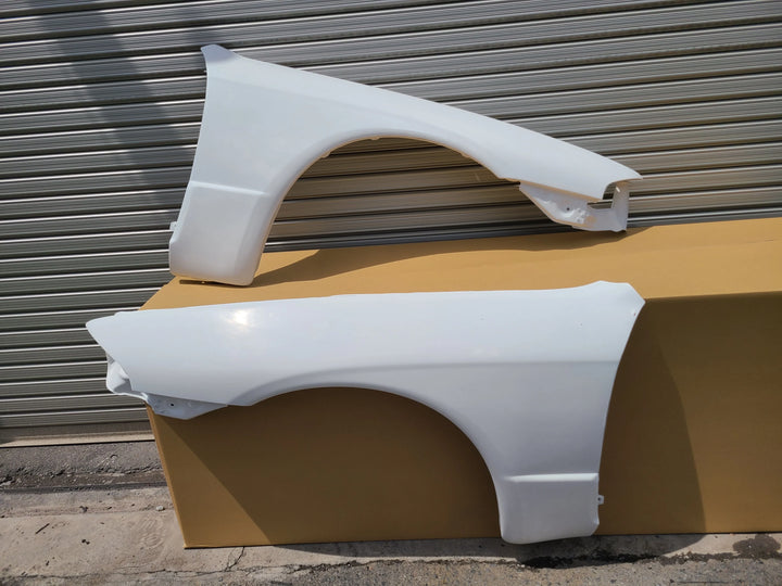 Mature | GT-R Style Fender Set for Nissan Skyline R32