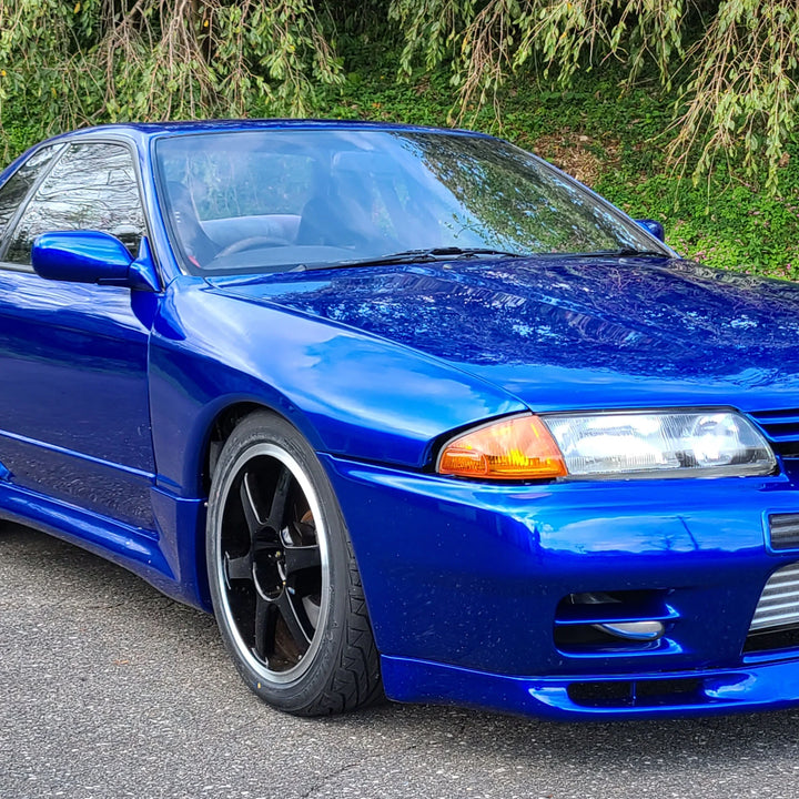 Mature | GT-R Style Front Fenders for Nissan Skyline R32